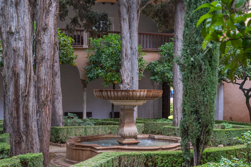 Alhambra Courtyard image