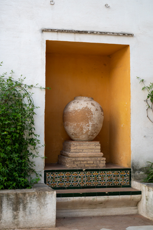 Detail of Alcazar Courtyard image